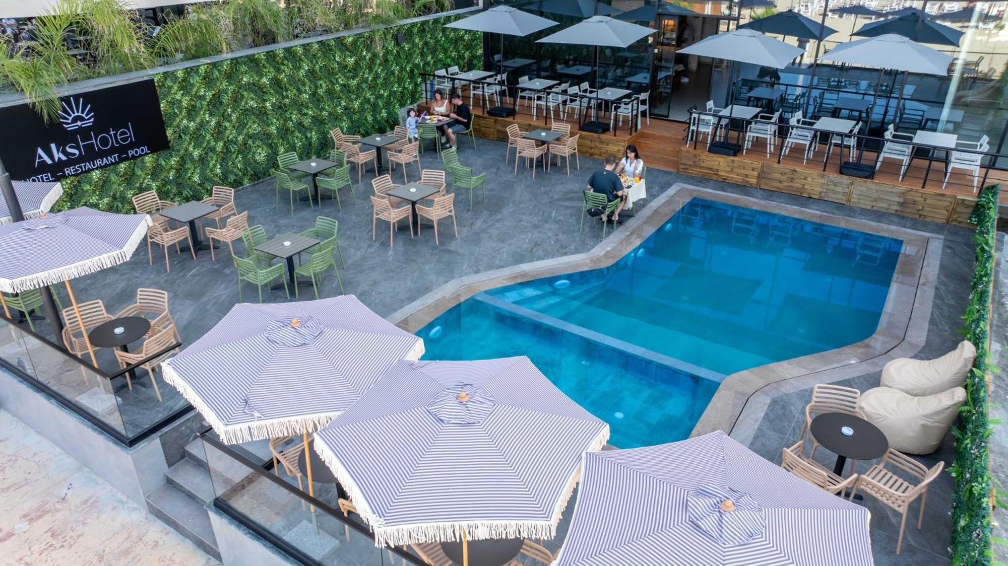 Aks Hotell Durrës